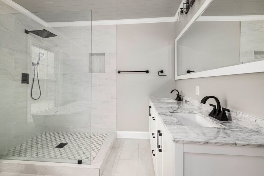 Bath-to-Shower-Conversion-Mobile-Alabama_walk-in-shower-installers-in-mobile 3