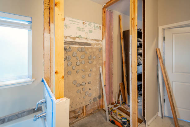 professional bathroom remodeling with walk-in tubs Chickasaw
