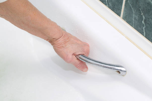 walk-in tub with safety features in Citronelle al